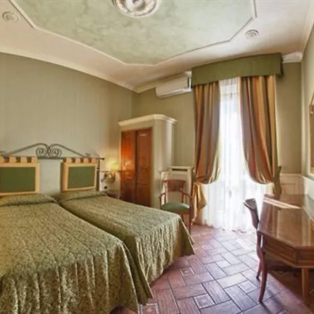 Pedrini Hotel 3*