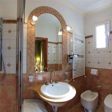 Pedrini Hotel Bolonia