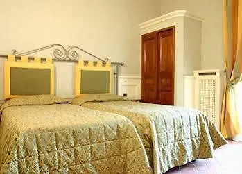 Pedrini Hotel Bolonia